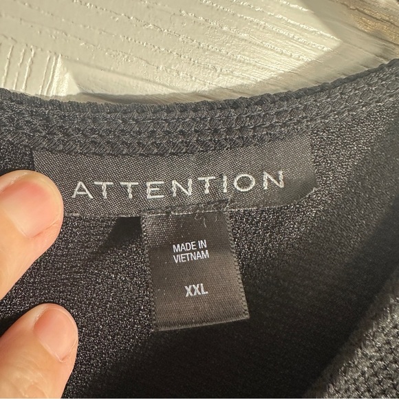 Attention textured black dress, size XXL, v-neck, office, date night, fall - Picture 3 of 10